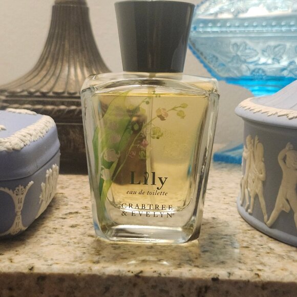 Crabtree & Evelyn LILY - Picture 2 of 5